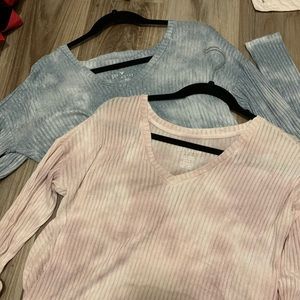 American Eagle Thin Long Sleeve